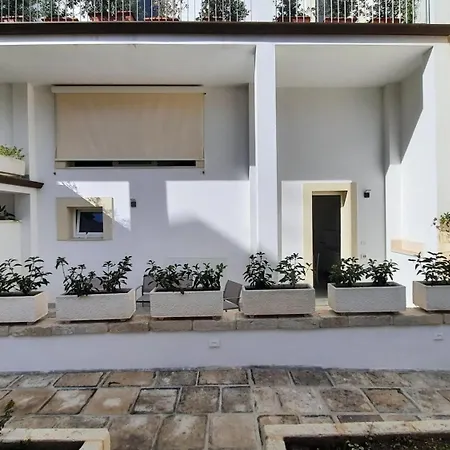 Palazzo Ricciardi Aparthotel *