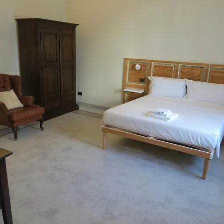 Palazzo Ricciardi Aparthotel Lecce