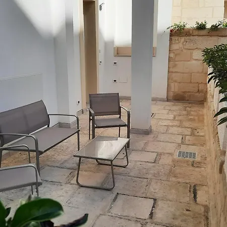 Palazzo Ricciardi Aparthotel *